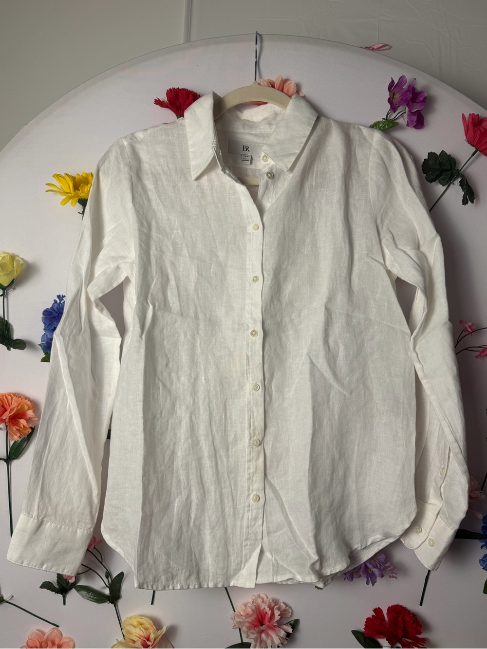 Banana Republic White Linen Button-Down Shirt (Size XS)